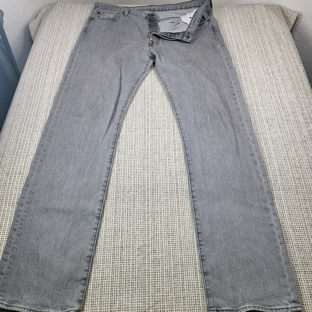 Levis 501 Jeans Mens 36x34 Gray Light Wash Button Fly Straight Denim Pants - Picture 2 of 8